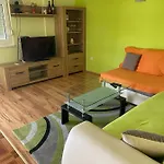 Georgina Villa
